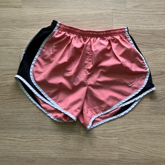 Size Small Nike Running Shorts - Picture 2 of 4